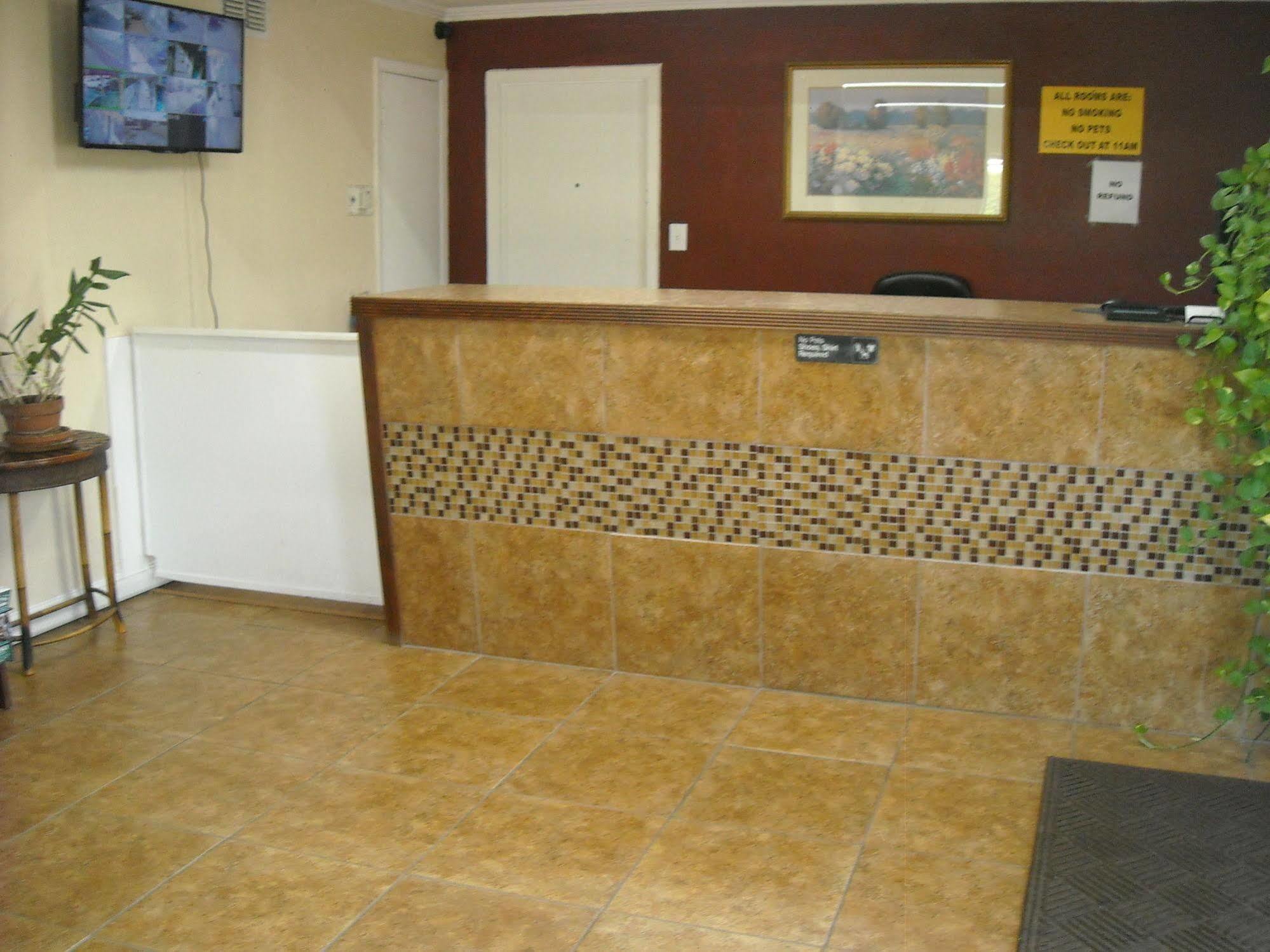 Bastrop Inn Kültér fotó